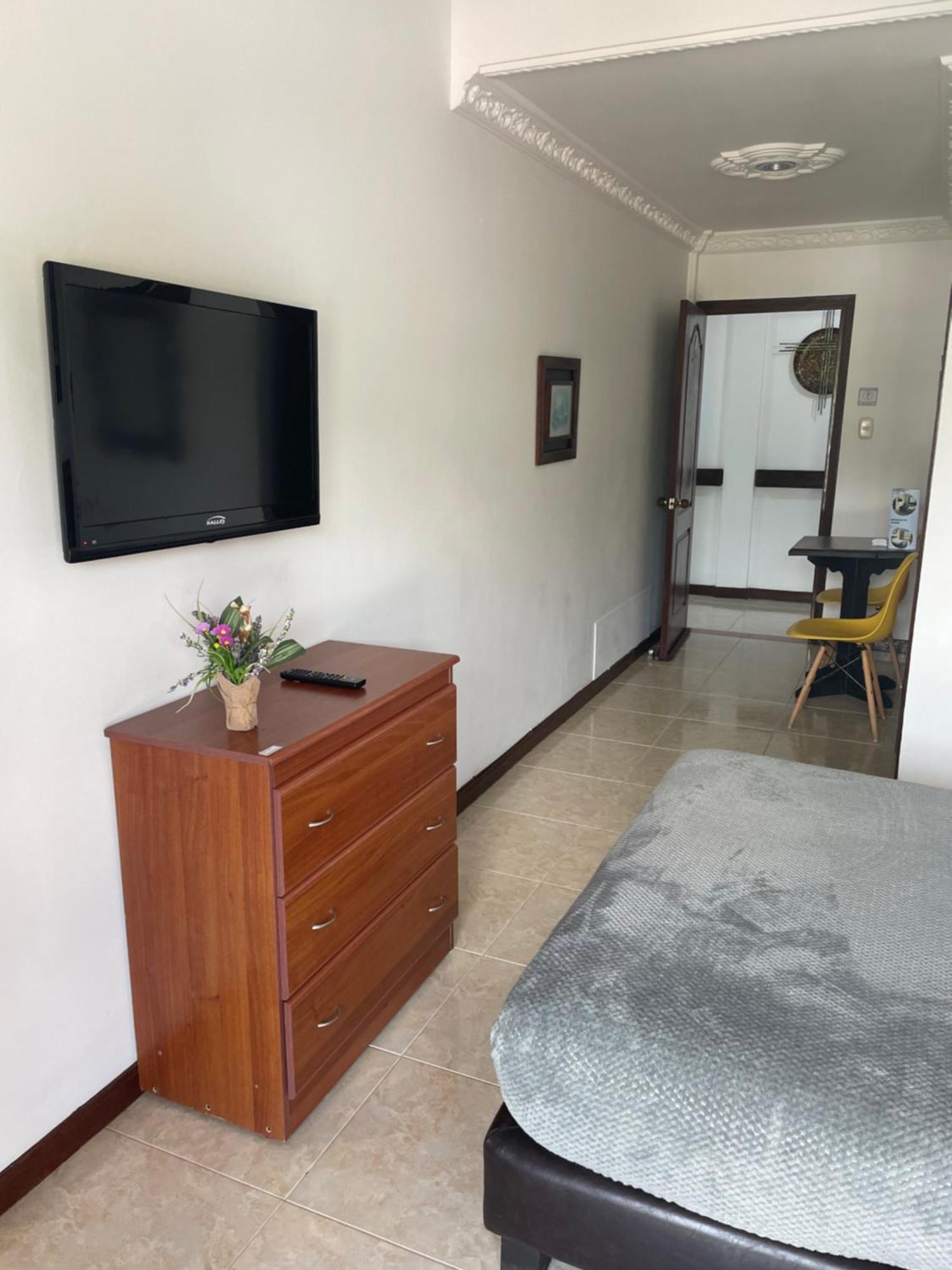 Hospedaje Camino Real A 150 Mts Del Centro سالنتو المظهر الخارجي الصورة