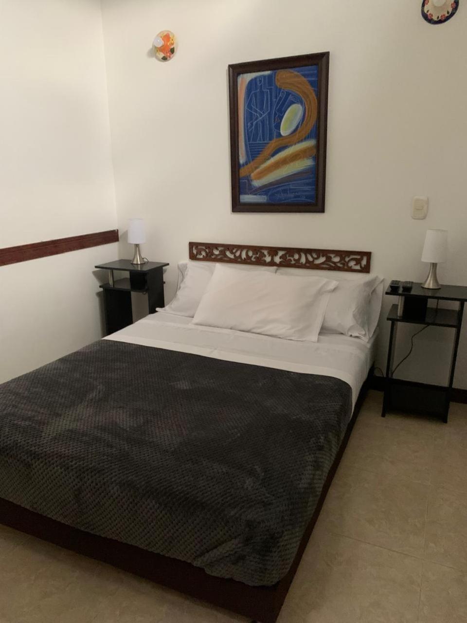 Hospedaje Camino Real A 150 Mts Del Centro سالنتو المظهر الخارجي الصورة